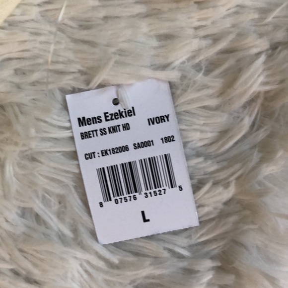 Ezekiel NWT Men’s Brett Hooded T-Shirt in Ivory 🔥 - Picture 6 of 9